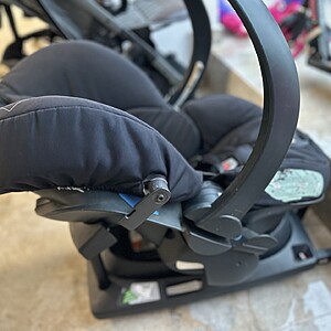 Scoica auto pentru copii STOKKE 
 by BeSafe 0-13 kg, 75 cm